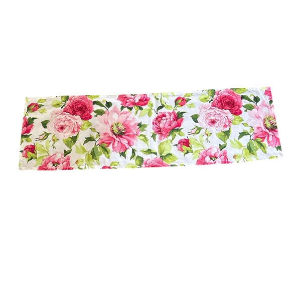 Floral Table Runner - Pink and Green 14x45 handmade new - Picture 1 of 2